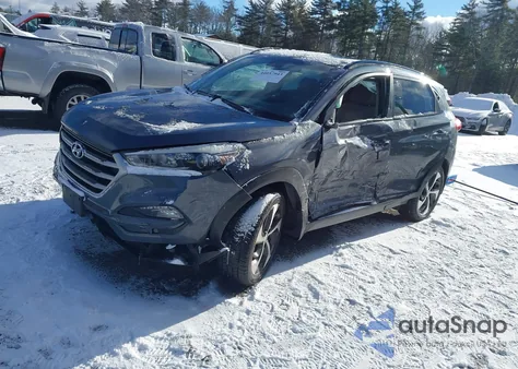 2018 Hyundai Tucson Value из США, поврежденный, VIN KM8J3CA23JU624801